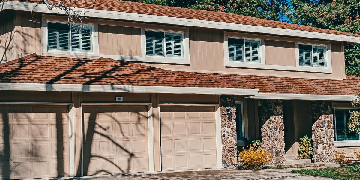 This article is a practical guide for buyers—especially international investors—considering luxury homes for sale in Texas in 2026. It summarizes market data sh...