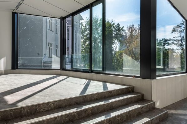 This guide explains why South Carolina is an attractive market for luxury buyers and international investors in 2026, combining strong price growth, lifestyle v...