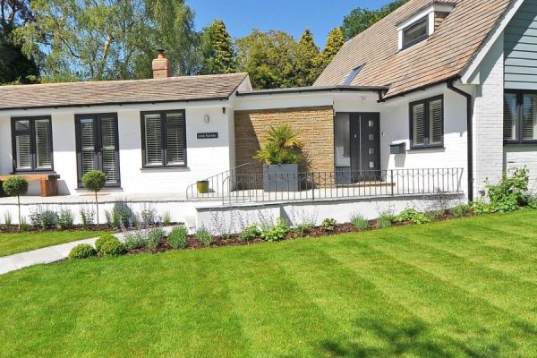 This article guides high‑net‑worth and international buyers through the landscape of the most expensive real estate in the USA in 2026, profiling top markets li...