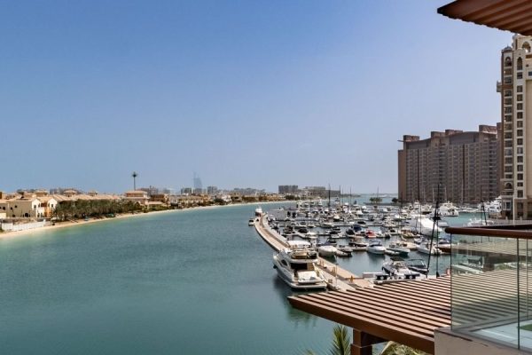 This article is a practical guide for buyers interested in Palm Jumeirah apartments in 2026, combining fresh market data with actionable buying advice. It expla...