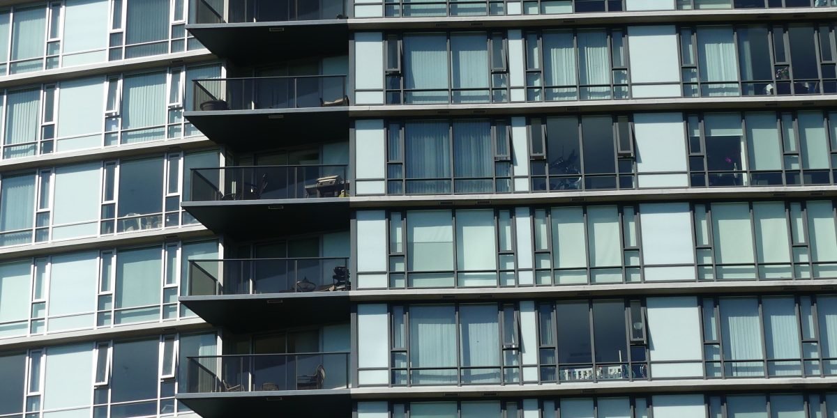 This guide examines the US luxury real estate market in 2026 with a strong focus on Beverly Hills and what makes top-tier properties attractive to global buyers...