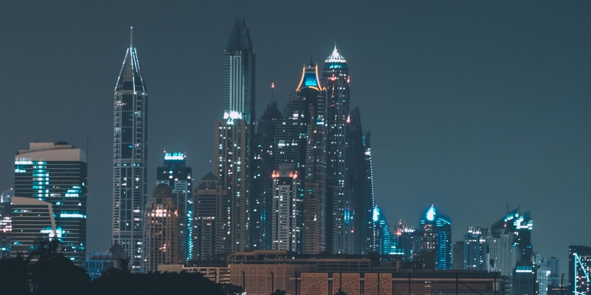 This article surveys the leading luxury real estate developers in the UAE and explains what makes each one a distinct choice for buyers and investors. It highli...
