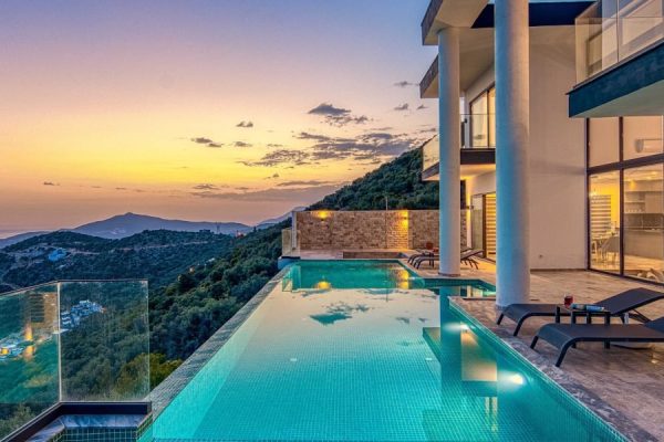 Cyprus has become a leading Mediterranean choice for international luxury buyers in 2026, attracting many investors from Dubai by offering EU legal protection,...