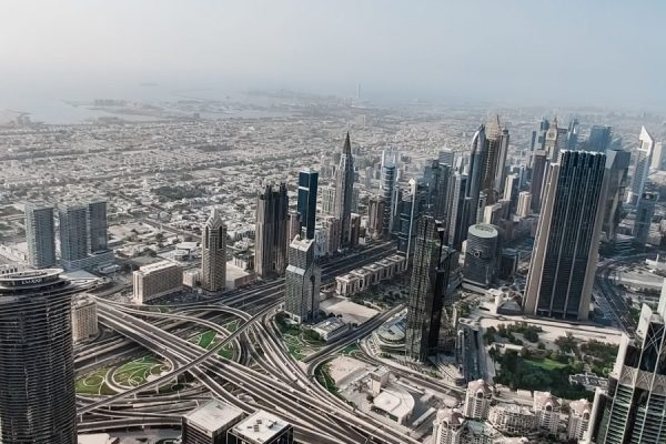 This article explains why Downtown Dubai remains a magnet for ultra‑high‑net‑worth buyers in 2026, combining iconic location, branded residences and a dense ame...