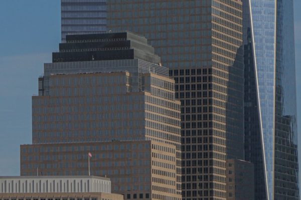 This article explains why New York City and major U.S. real estate firms are essential partners for luxury investors, highlighting how top NYC brokerages and la...
