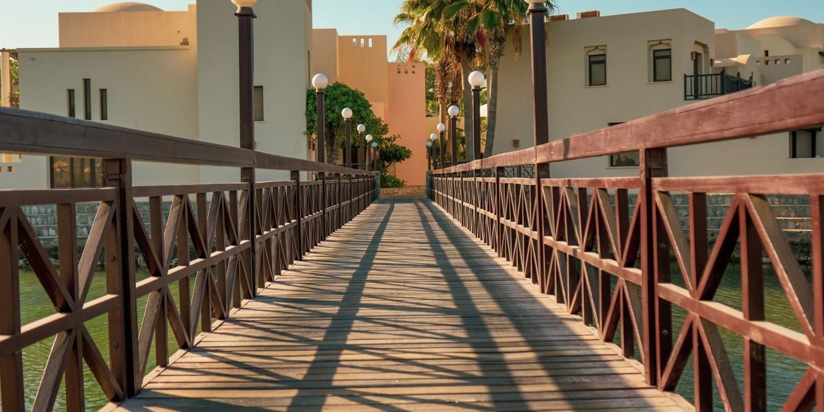 This article examines why Ras Al Khaimah is emerging as a leading luxury real estate destination in 2026, contrasting its quieter, nature-led appeal with Dubai'...