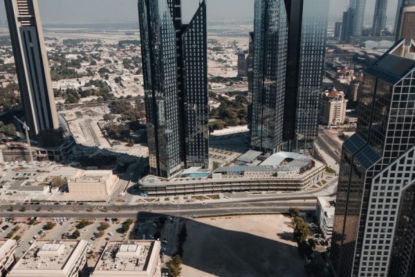 This article examines why high-net-worth investors are asking whether a Dubai real estate crash could happen in 2026 and what it means for luxury buyers. It rev...