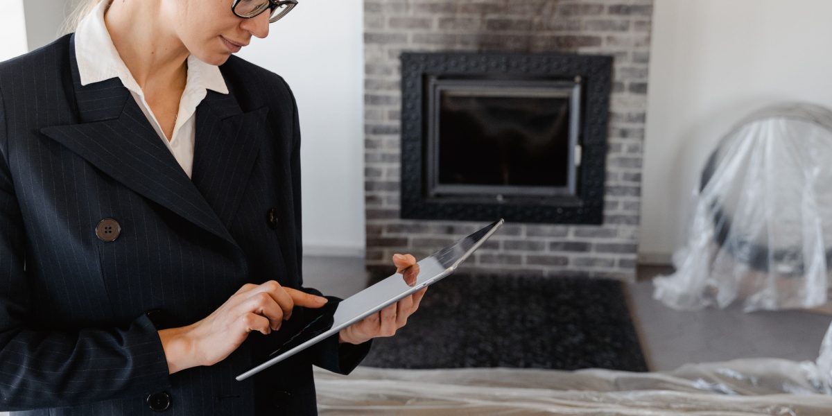 Buyers carefully review online commercial databases to discover potential ultra-luxury homes.